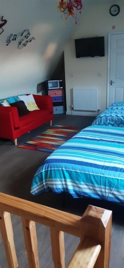 The Saracens Head The Conkera Apartment แชเปิลเซนต์เลนเนิร์ดส์ ภายนอก รูปภาพ